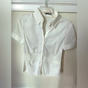 Elie Tahari short sleeve blouse